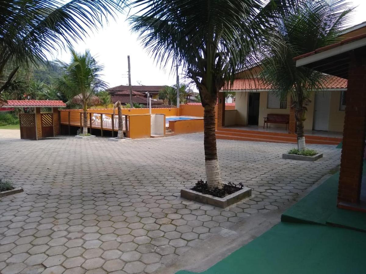 Chale Residencial Bosque Da Cocanha Карагуататуба Экстерьер фото